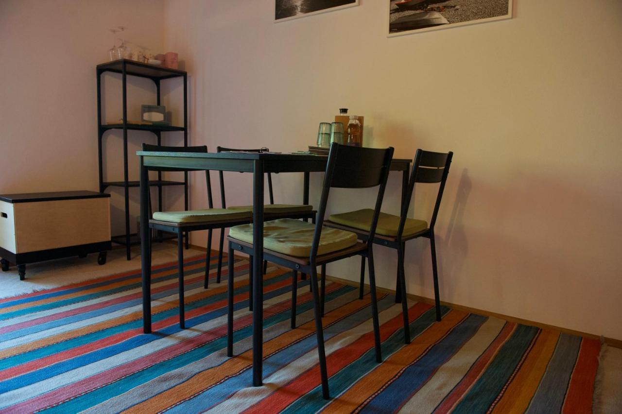 Feinzimmer Mit Feinkost & Wein Marquartstein Extérieur photo
